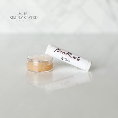 Lip Duo Almond Biscotti flavor (color natural)