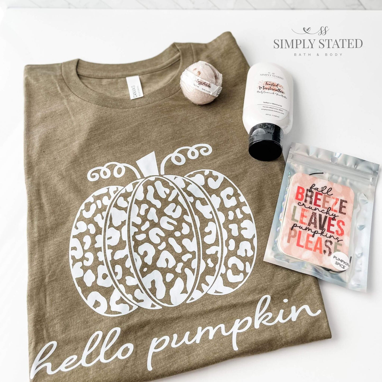 I'm Worth It Subscription Box by Simply Stated Bath & Body September 2023 Hello Pumpkin