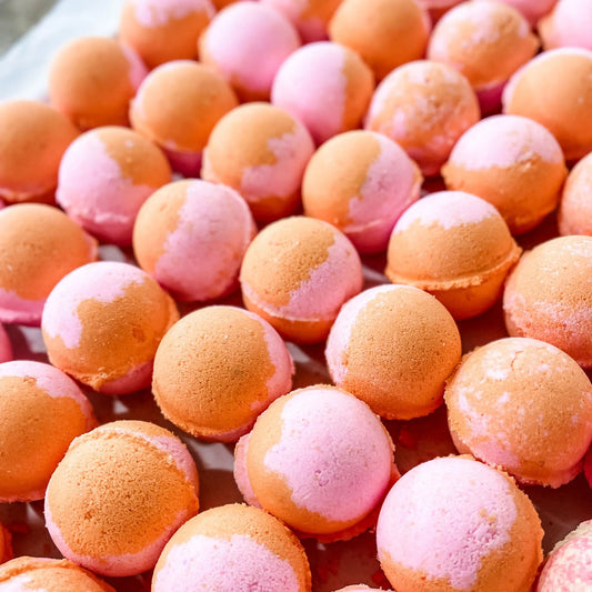 Coconut Milk + Mango Bath Bomb | Handmade Bath Fizzy