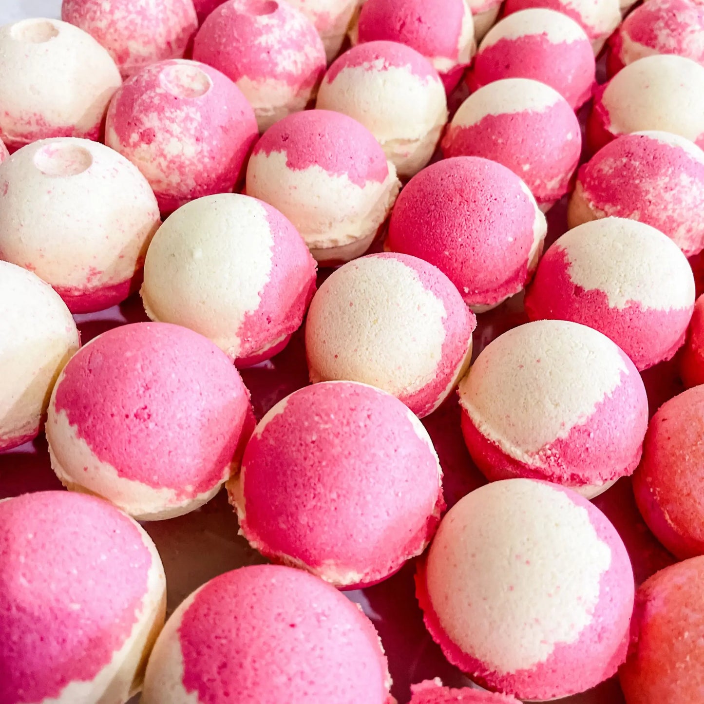 Sweet Berry + Vanilla Bath Bomb | Handmade Bath Fizzy