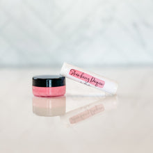 Lip Duo Strawberry Daiquiri flavor (color light pink)